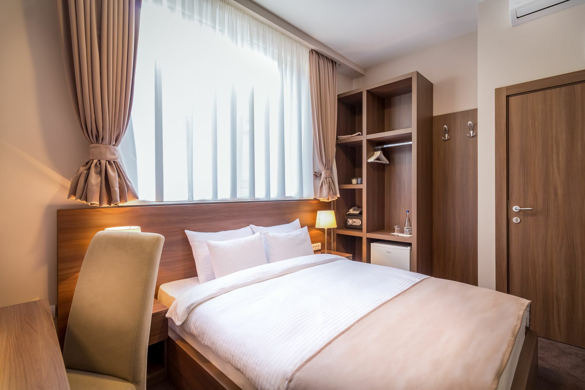 Veneti Suites Belgrade Exterior photo