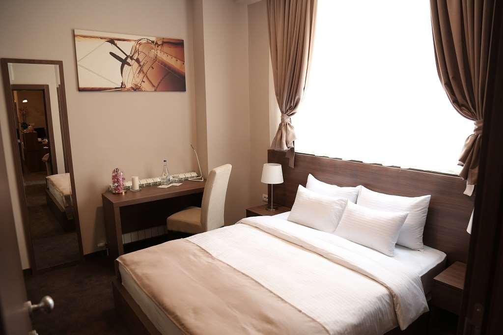 Veneti Suites Belgrade Room photo